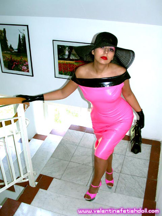 Fetish Vanessa - Lady Vanessa's Guest Gallery valentinafetishdoll Image vale17